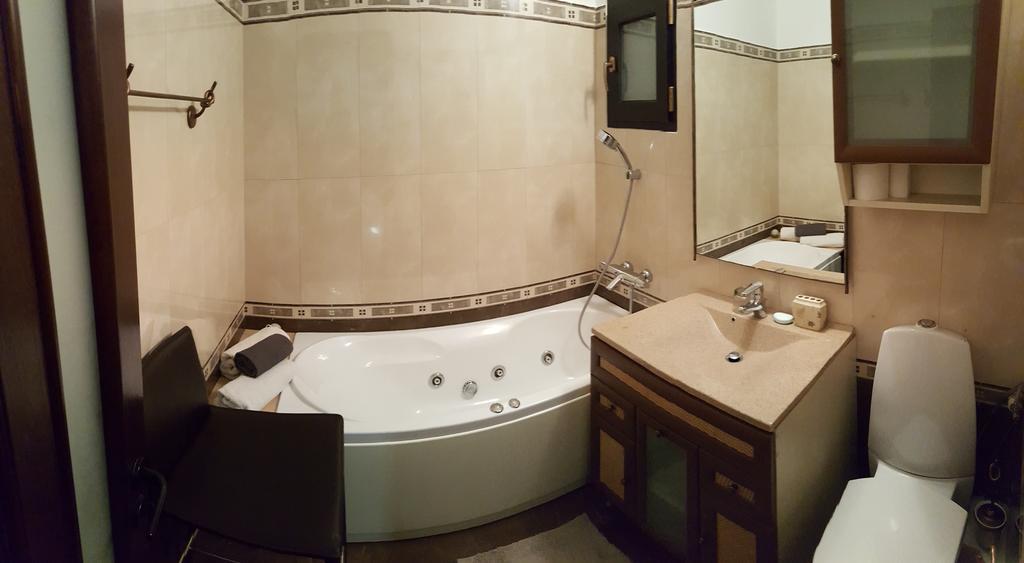 Mihail Cioranu Apartment Bucharest Luaran gambar
